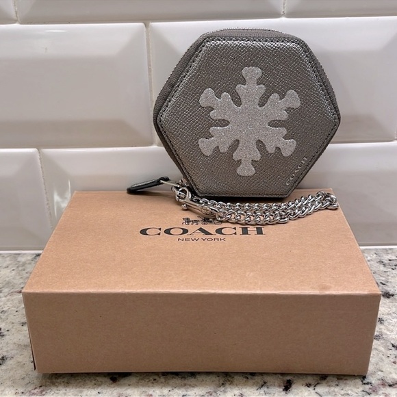 Coach Snowflake Coin Case Wristlet NWT - Picture 10 of 10